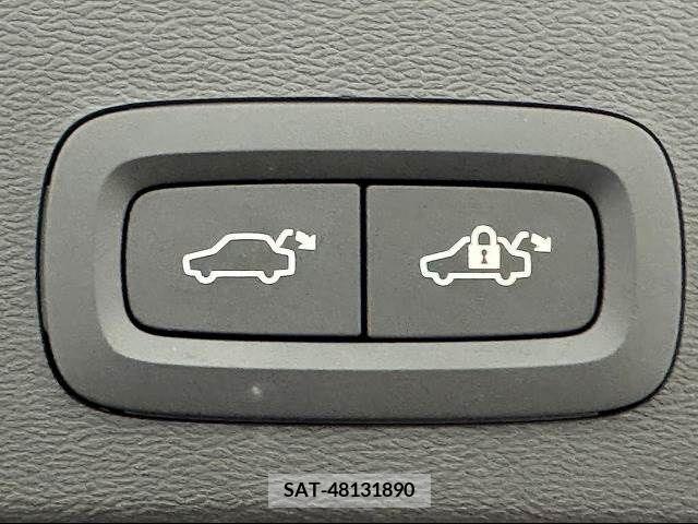 Volvo XC40 2019-11 224414-7