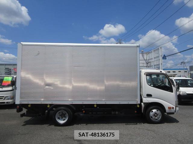 Hino DUTRO 2014-12 359476-3