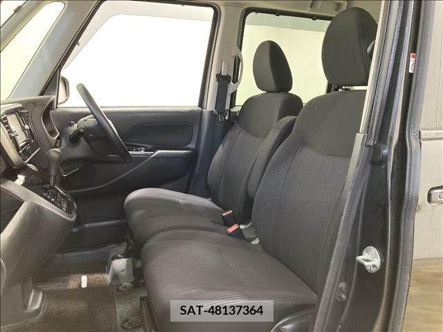 Nissan ROOX 2017-02 323829-12