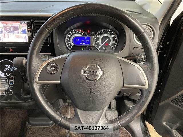 Nissan ROOX 2017-02 323829-18