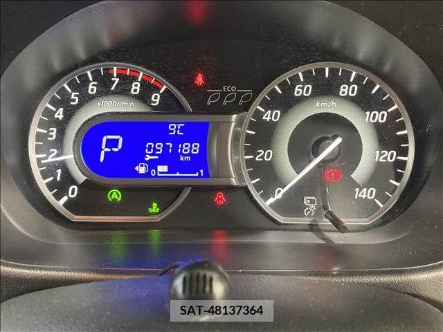 Nissan ROOX 2017-02 323829-17
