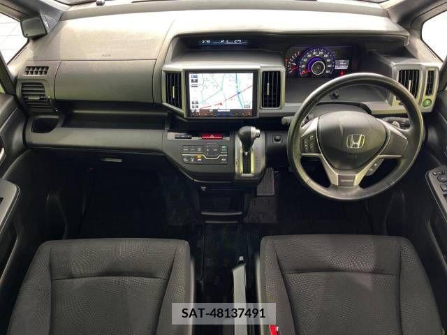 Honda STEP WGN 2013-10 324640-1