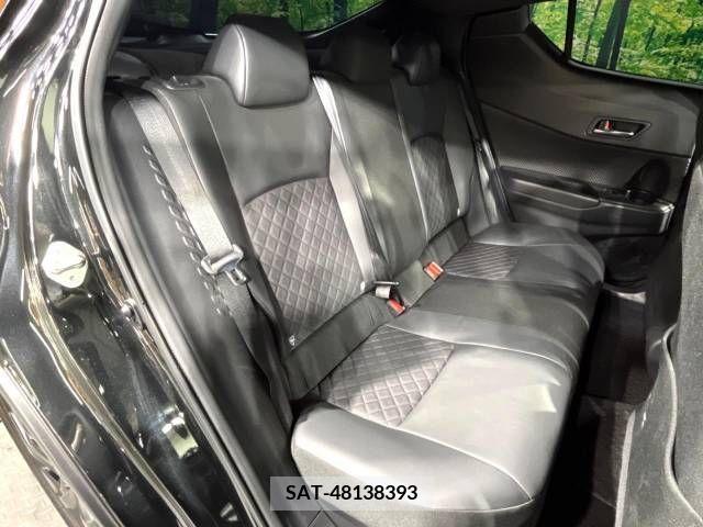 Toyota C-HR 2022-03 357838-9