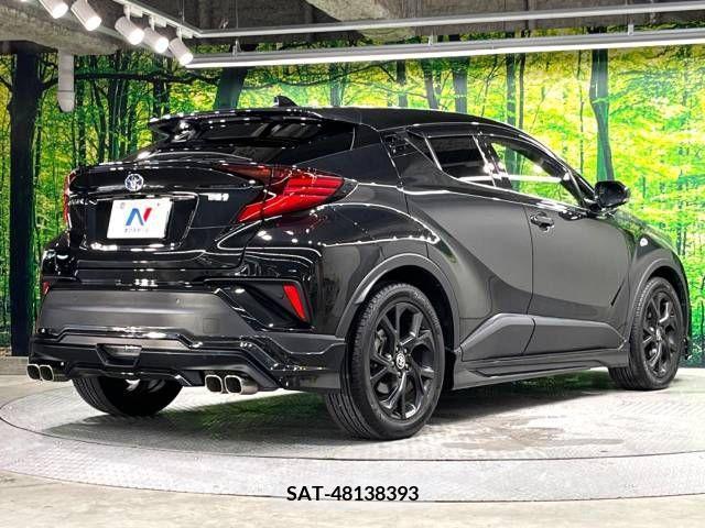 Toyota C-HR 2022-03 357838-17