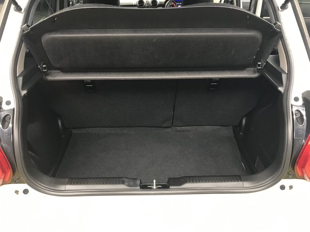 Suzuki SWIFT 2017-02 16626-7