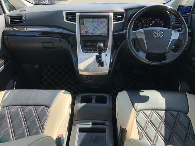 Toyota VELLFIRE 2012-11 15863-1