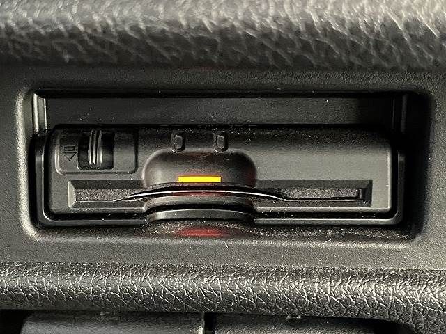 Nissan X-TRAIL 2018-03 11076-11