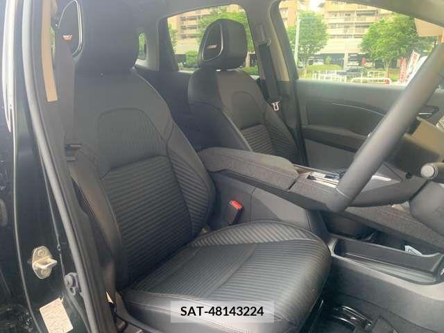 Nissan AURA 2023-09 377085-1