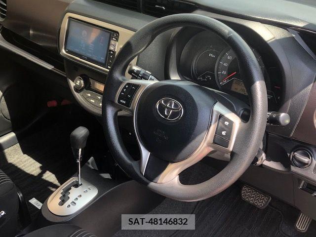 Toyota VITZ 2014-10 314592-24