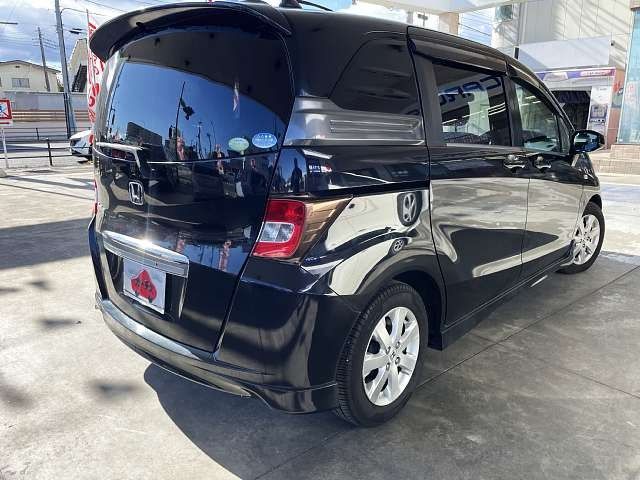 Honda FREED SPIKE 2010-11 188211-2