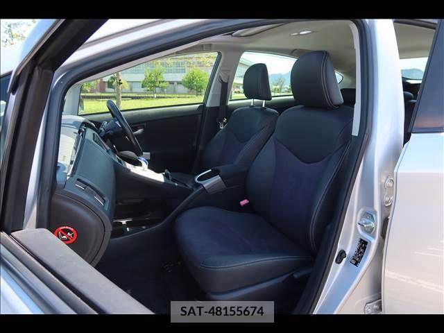 Toyota PRIUS 2012-03 255864-13