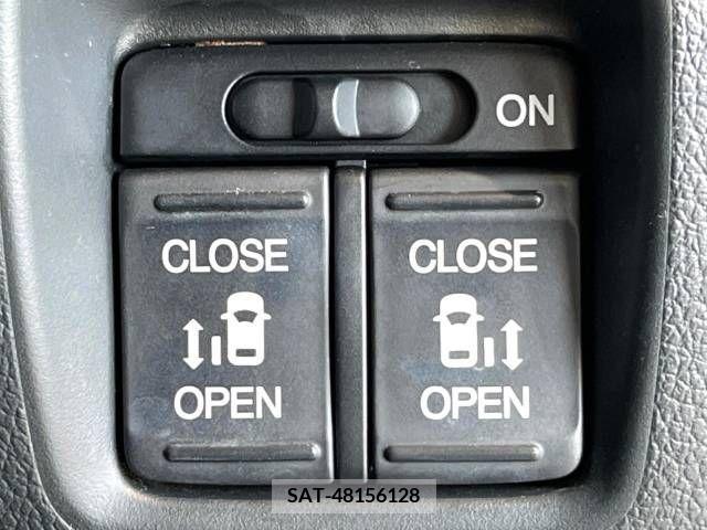 Honda N BOX CUSTOM 2015-09 345597-4
