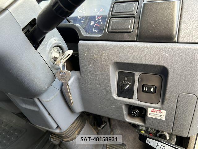 Mitsubishi CANTER 2006-11 216702-22