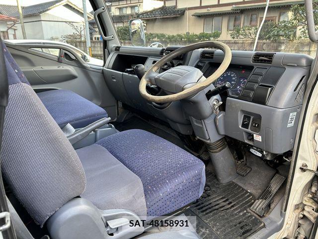 Mitsubishi CANTER 2006-11 216702-26