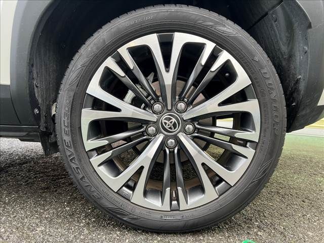 Toyota YARIS CROSS 2021-11 180782-5