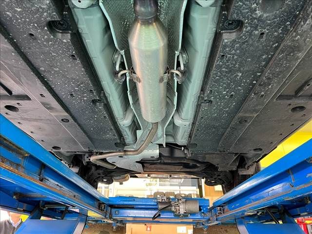 Toyota YARIS CROSS 2021-11 180782-25