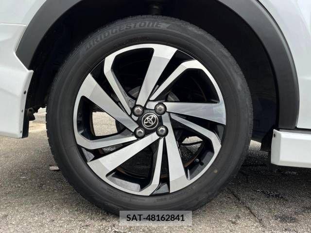 Toyota RAIZE 2020-07 324296-12