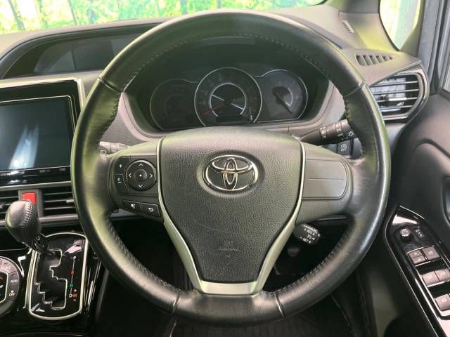 Toyota NOAH 2018-12 196782-12