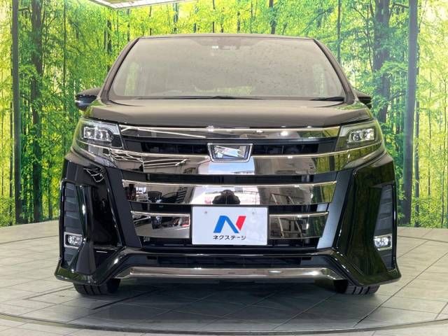 Toyota NOAH 2018-12 196782-15