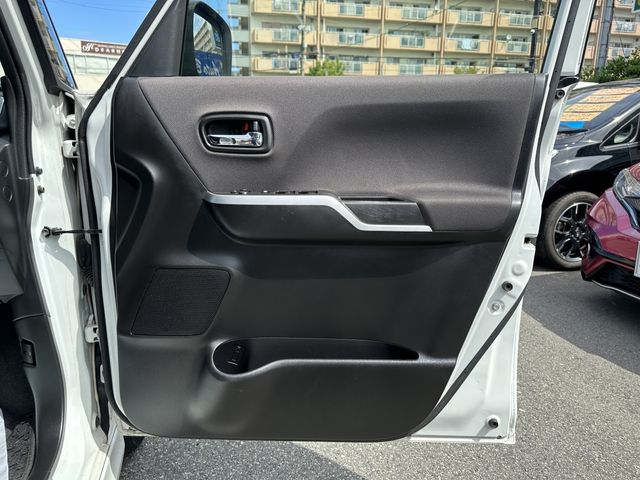 Mitsubishi DELICA D2 2016-07 9645-11