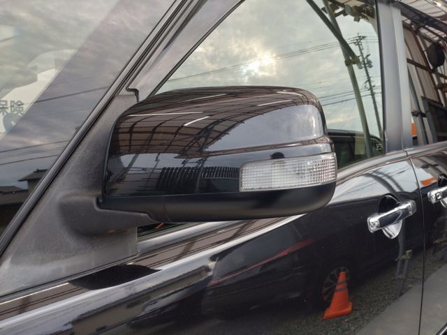 Nissan SERENA 2014-05 190539-26