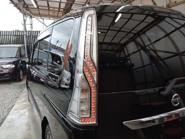 Nissan SERENA 2014-05 190539-25