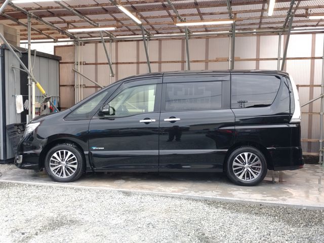 Nissan SERENA 2014-05 190539-1
