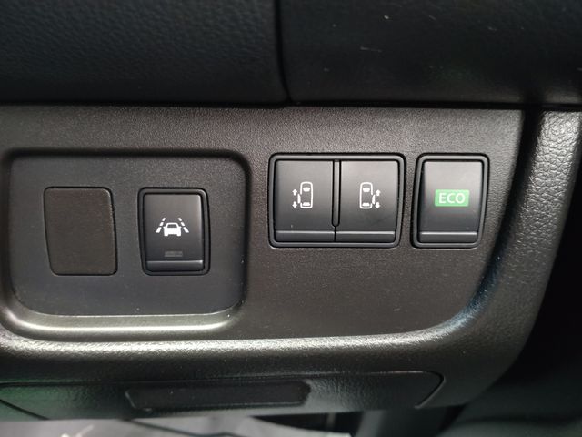 Nissan SERENA 2014-05 190539-20