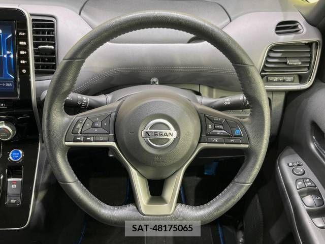 Nissan SERENA 2021-03 377778-12