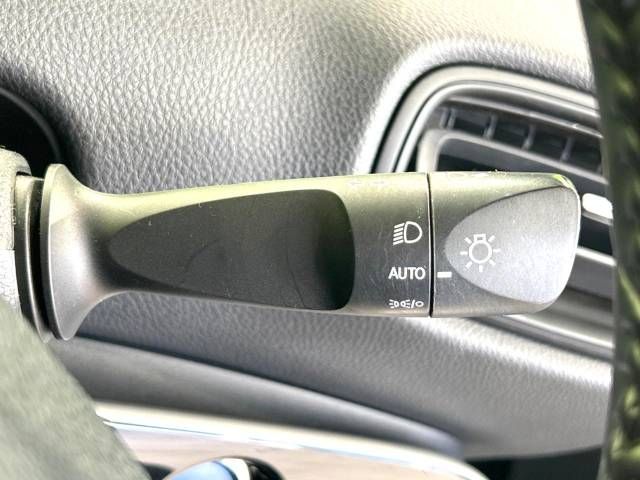 Toyota PRIUS 2020-09 195098-6