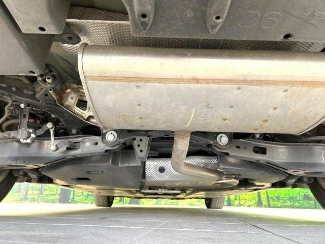 Toyota PRIUS 2020-09 195098-19