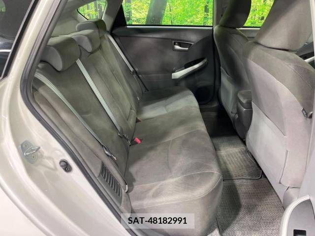 Toyota PRIUS 2012-02 322100-9