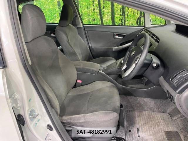 Toyota PRIUS 2012-02 322100-8