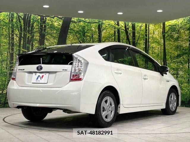 Toyota PRIUS 2012-02 322100-17