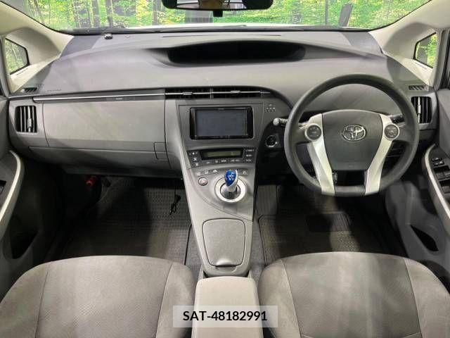 Toyota PRIUS 2012-02 322100-1