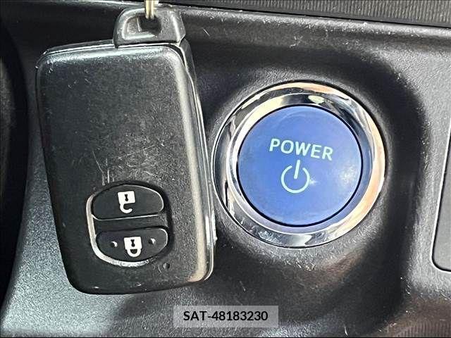 Toyota AQUA 2013-04 210317-4