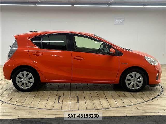 Toyota AQUA 2013-04 210317-16