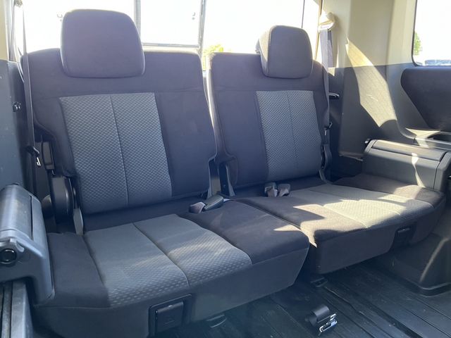 Mitsubishi DELICA D5 2011-10 9482-18