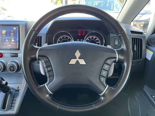 Mitsubishi DELICA D5 2011-10 9482-12