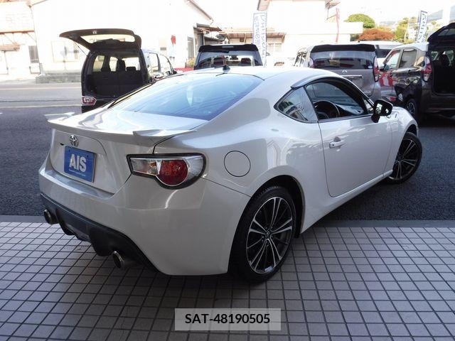 Toyota 86 2013-06 321161-2