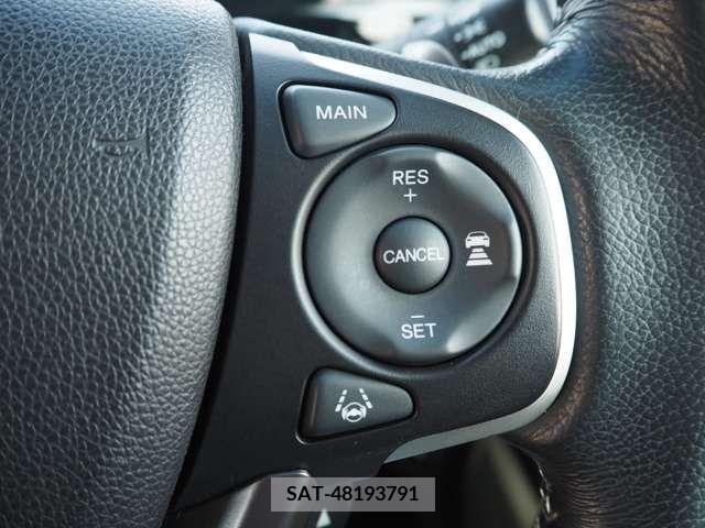 Honda e 2019-03 218441-18