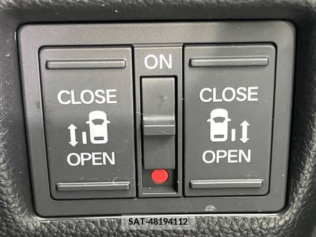 Honda N BOX CUSTOM 2017-12 218991-3