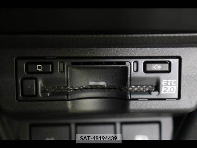Toyota PRIUS 2023-02 282155-7