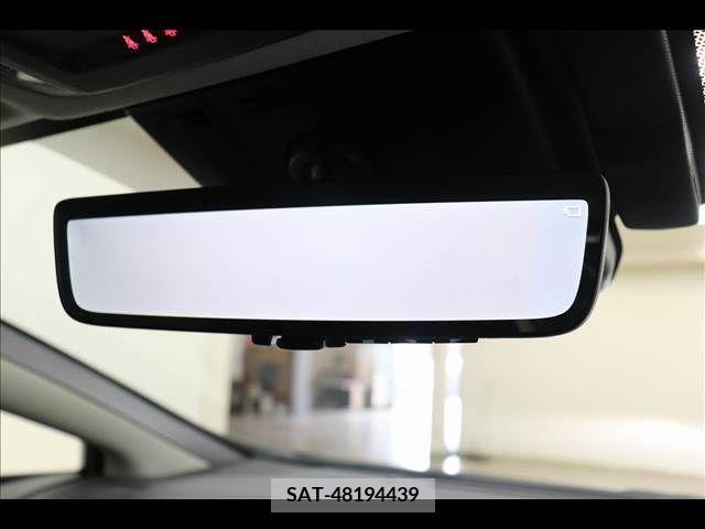 Toyota PRIUS 2023-02 282155-4