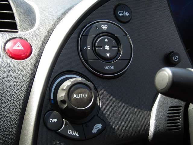 Honda CIVIC 2010-11 11978-9