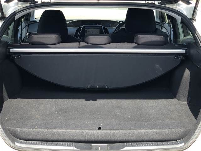 Toyota PRIUS PHV 2019-08 10312-10