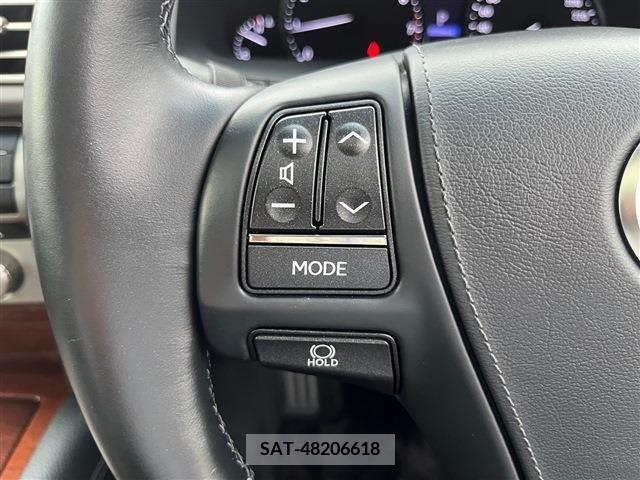 Lexus LS 2013-01 388196-24