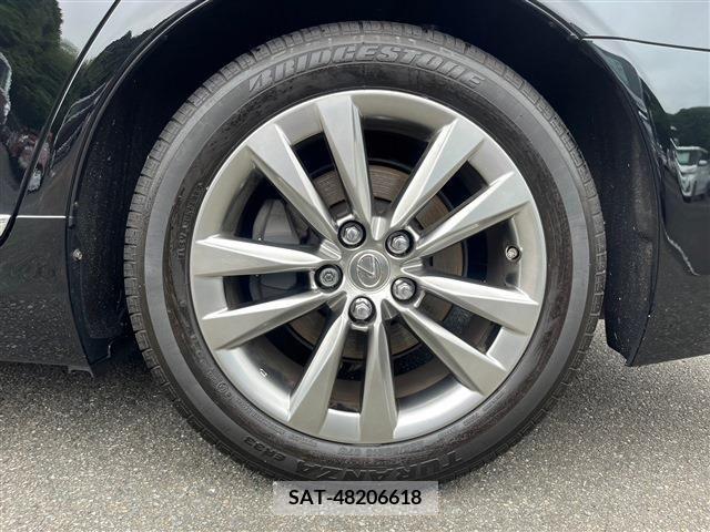 Lexus LS 2013-01 388196-21