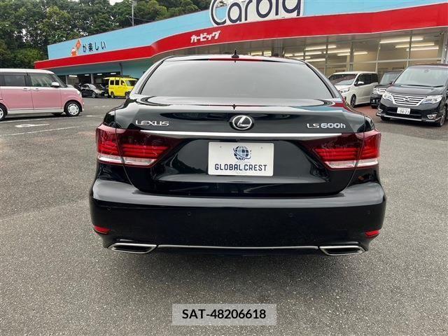 Lexus LS 2013-01 388196-9