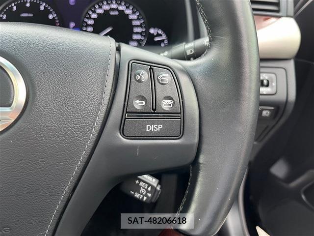 Lexus LS 2013-01 388196-25